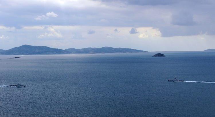 Ard-arda güclü zəlzələ: əhali bölgəni tərk edir