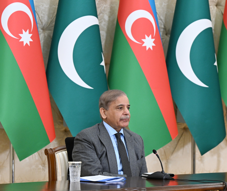 Əliyevdən Şahbaz Şərifə: "Əziz qardaşım..." - FOTOLAR