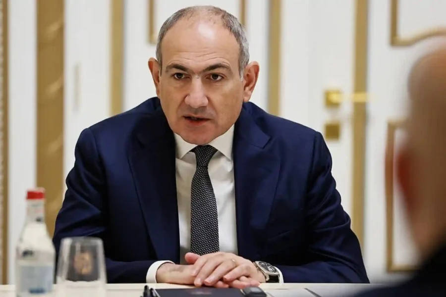 Paşinyan Estoniyaya gedir