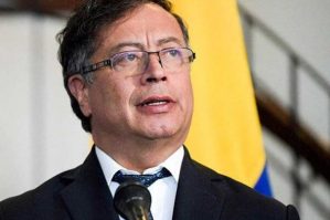 Zelenski axmaqlıq etdi - Petro