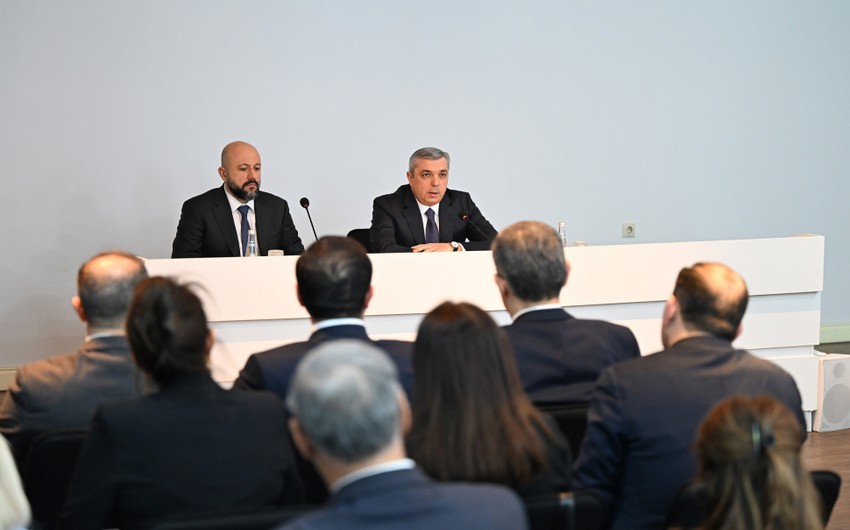 Samir Nuriyev Rüfət Mahmudu kollektivə təqdim etdi - FOTOLAR