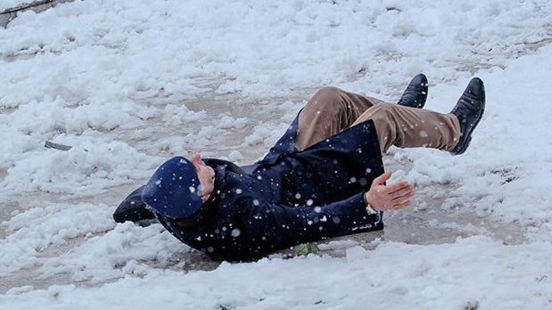 Qarlı havada neçə nəfər xəsarət alıb?