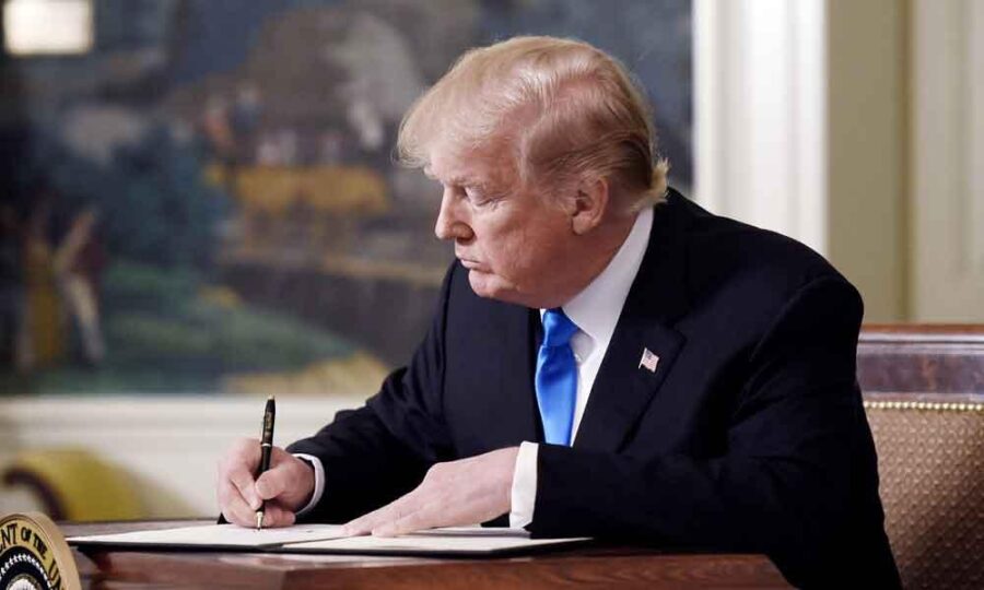 Tramp Netanyahuya görə BCM-ni cəzalandırır