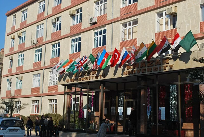 Bu universitetə rektor əvəzi təyin edildi - FOTO 1