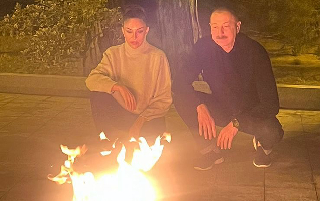 İlham Əliyev xanımı ilə çərşənbə tonqalı ətrafında - FOTOLAR