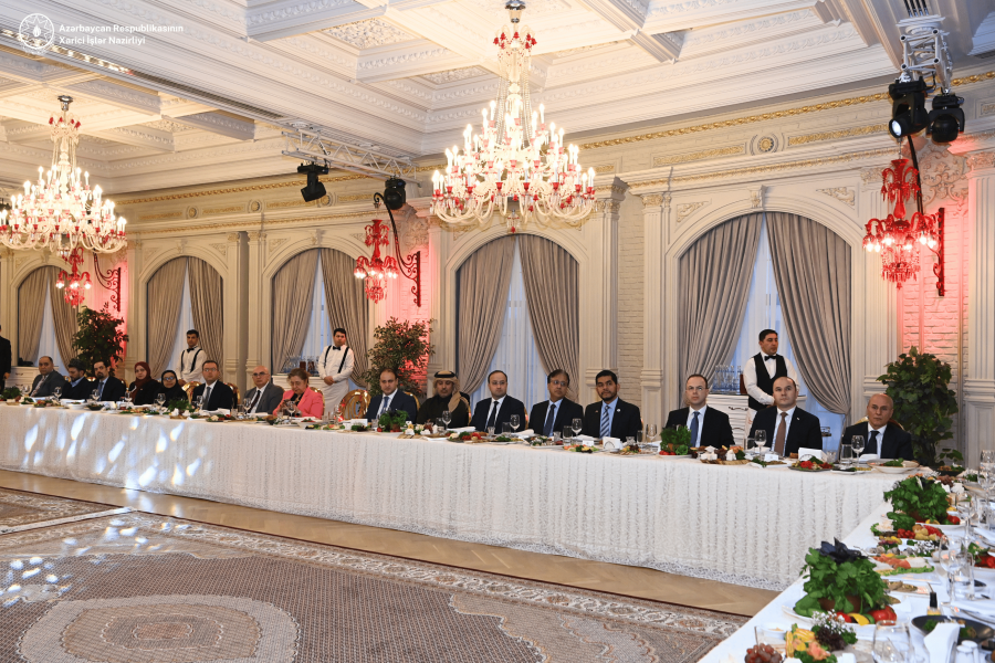 Bakıda müsəlman ölkələrin səfirləri üçün iftar tədbiri oldu - FOTO 3 67d84bbd83a0067d84bbd83a01174222841067d84bbd839fd67d84bbd839fe