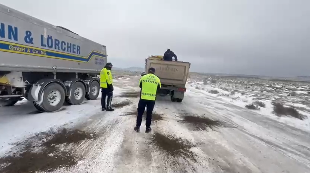 Baş Dövlət Yol Polisi İdarəsi sürücülərə müraciət edib