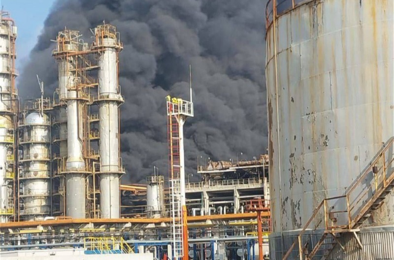 Bakıdakı güclü yanğın söndürüldü - VİDEO/Yeniləndi