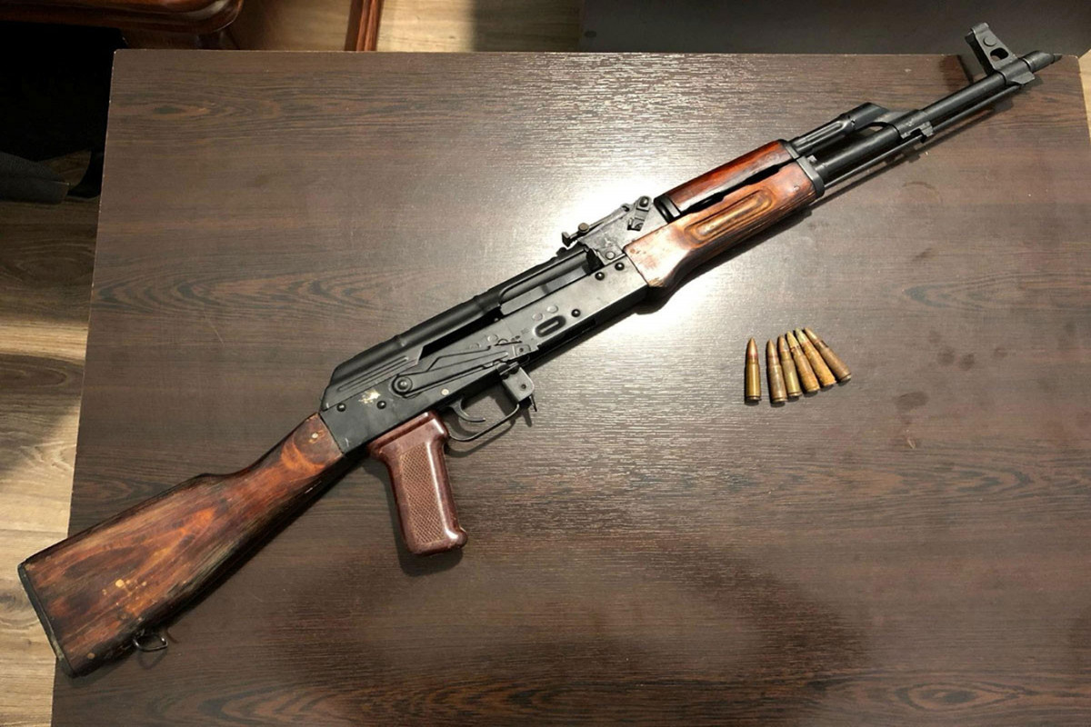 Paytaxtda polis silah-sursat aşkarlayıb