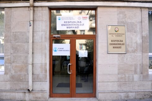 Əməliyyat keçirilən Endokrinoloji Mərkəzin sabiq direktoru danışdı 1 en