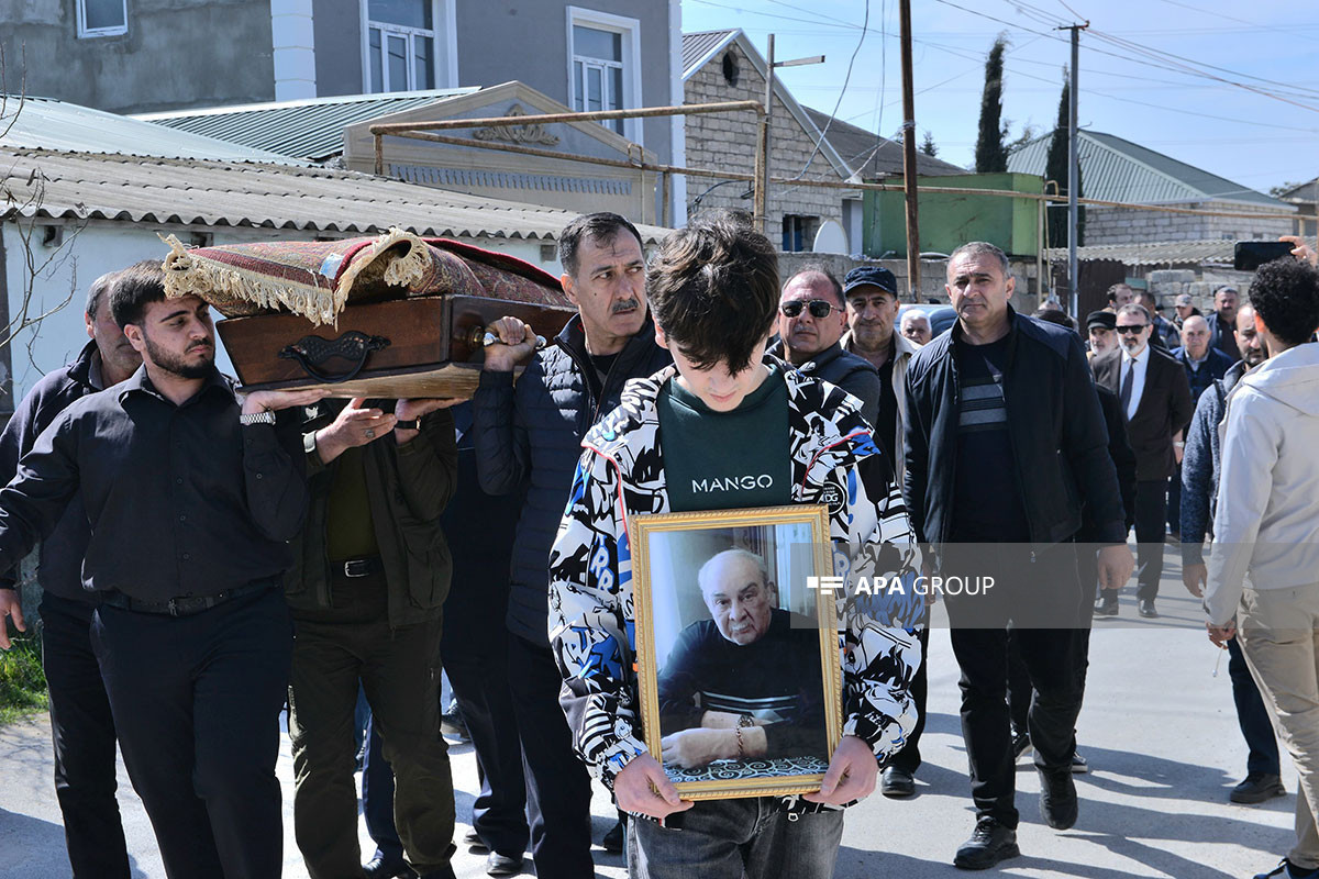 Ənvər Həsənov dəfn edildi - FOTOLAR 1 enver apa