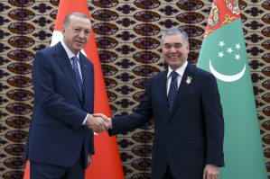 Ərdoğan Berdiməhəmmədovla danışdı