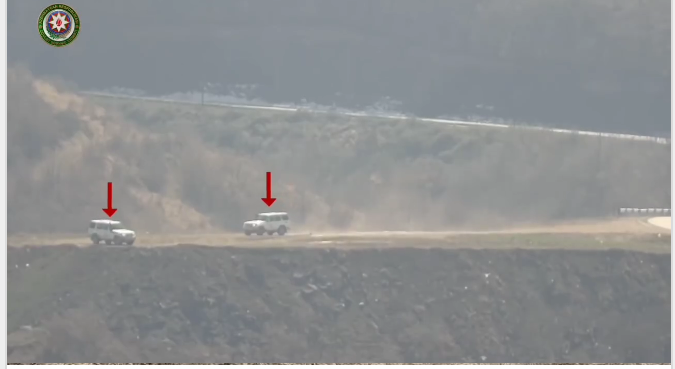 İki maşınla sərhədimizə doğru hərəkətləndilər: aktivlik var - VİDEO