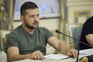 Ukraynanı danışıqlar masasında onlar təmsil edəcək – Zelenski adları açıqladı