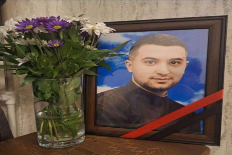 Jurnalistin oğlu vəfat etdi - FOTO 1 j