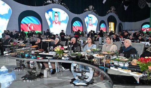 leyla arzu eliyevalar iftarda