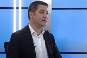 İmamoğlunun mətbuat katibinin saxlanılma anı - VİDEO