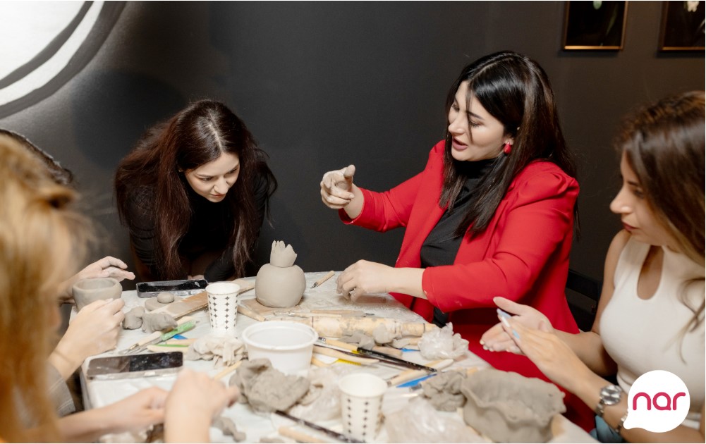 “Nar” 8 Martı xanım jurnalistlərlə birgə qeyd etdi - FOTOLAR