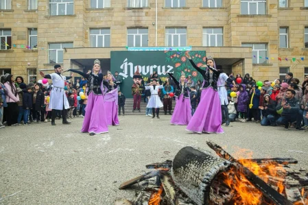 novruz 0
