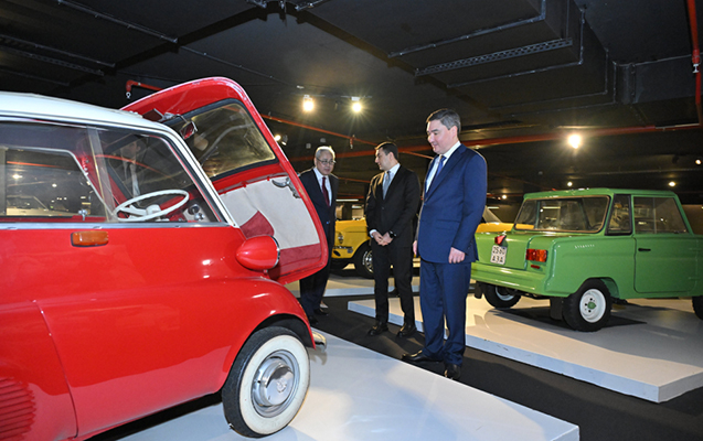 Oljas Bektenov Heydər Əliyev Mərkəzində - FOTOLAR