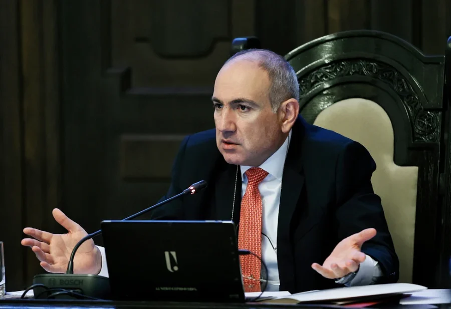 İrəvan Minsk qrupunun buraxılması üçün müzakirələr başladır 1 pasinyan yeni99