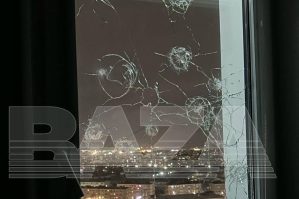 Rusiyada silahlı şəxs pəncərələrə atəş açıb – YENİLƏNİB