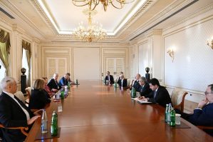 Prezident Nizami Gəncəvi Beynəlxalq Mərkəzinin həmsədrlərini qəbul etdi - FOTOLAR