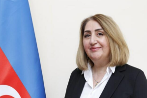 Müəllimlərə “hinduşkabaş” deyən direktorla bağlı rəsmi açıqlama