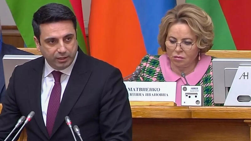 Simonyana qəribə sual: “Onu qucaqlayacaqsınız?”