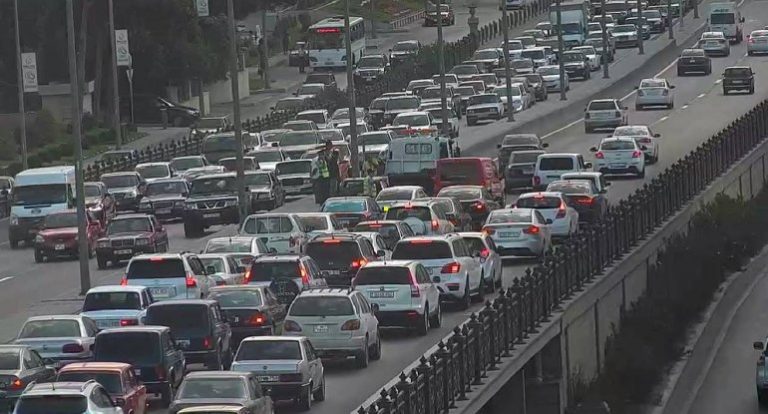 Bakıda bu yollarda tıxac var - Diqqət