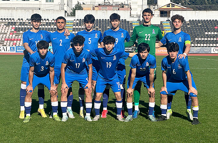 Millimiz seçmə mərhələyə məğlubiyyətlə başladı 1 u 17
