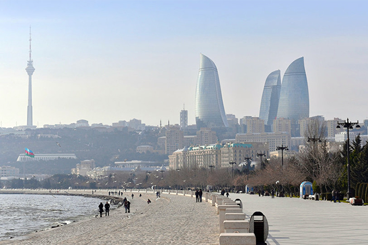 Bulvarda sudan meyit çıxarıldı