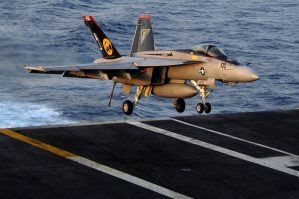 1200px VFA 31 FA 18E landing
