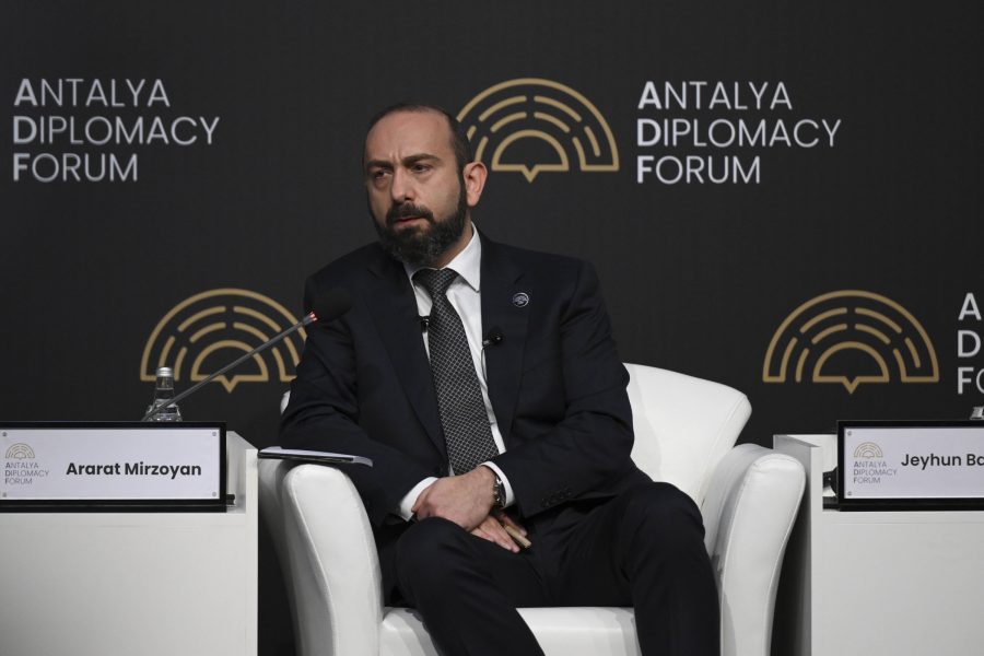 Mirzoyan İrəvanın Zəngəzur qərarını ifşa etdi - Sərkisyan 1 377280