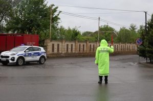 Yol polisindən piyada və sürücülərə müraciət