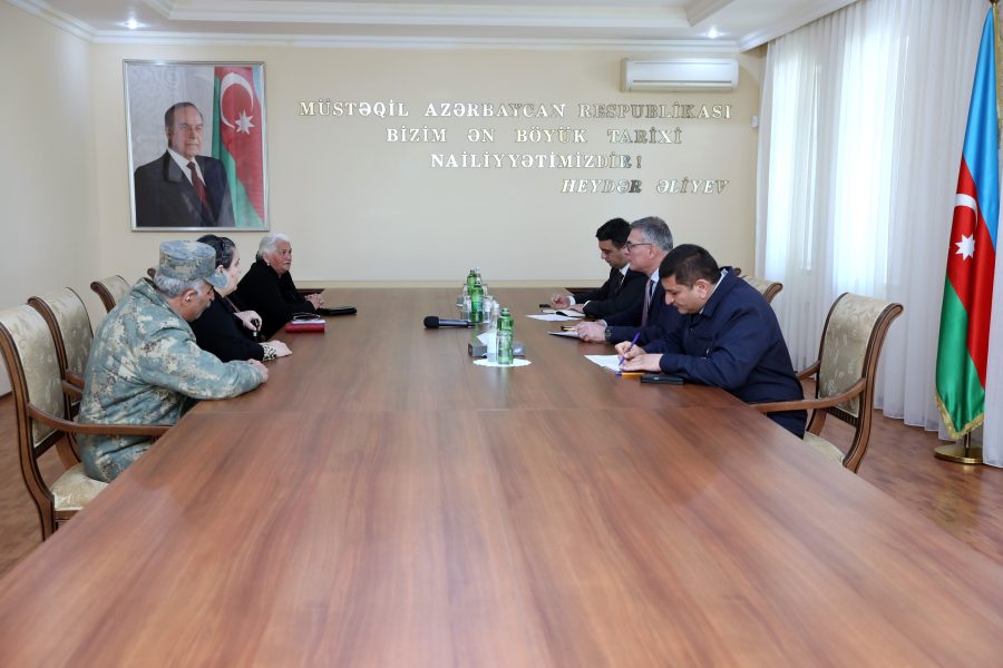 “Azəriqaz”ın baş direktoru Bərdə və Tərtər sakinlərinin müraciətlərini dinlədi - FOTOLAR