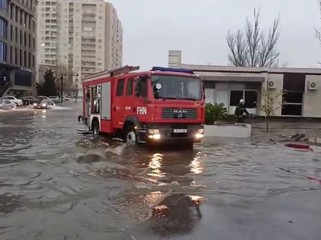 Güclü yağış Bakıda fəsadlara səbəb oldu - FOTO/VİDEO 3 IMG 5702