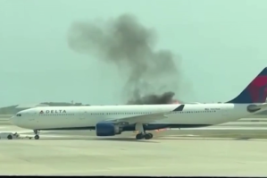 ABŞ-da təyyarə alovlandı, sərnişinlər təxliyə edildi – VİDEO