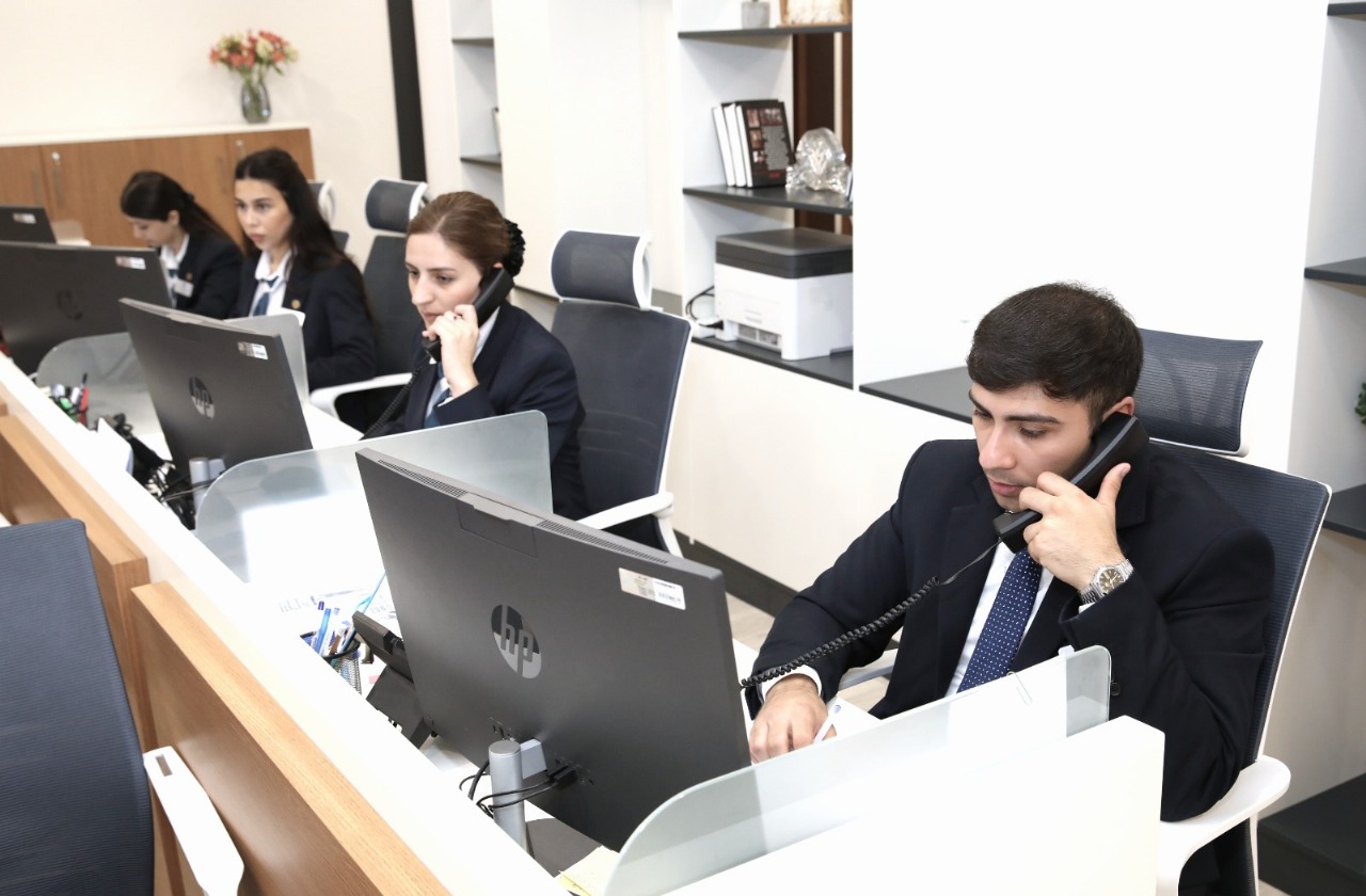 Azərbaycan Həmkarlar İttifaqları Konfederasiyasının yeni mərkəzi fəaliyyətə başladı - FOTOLAR 12 WhatsApp Image 2025 04 22 at 10.00.34 2