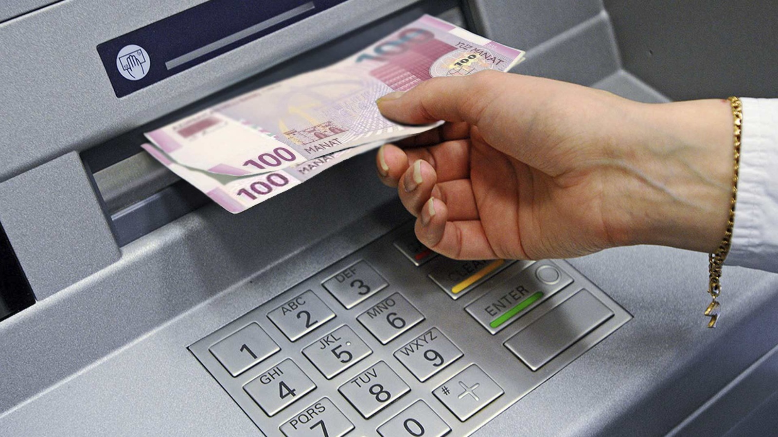Təsdiqləndi: Bu şəxslərin maaşları artırıldı 1 bank 1