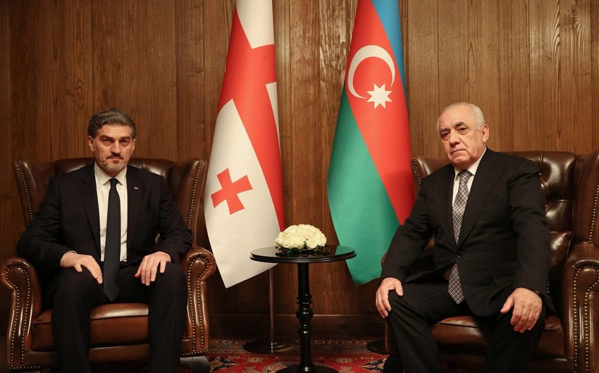 Əli Əsədov Gürcüstan Prezidenti ilə görüşdü - FOTO 2 c6390ced 17d4 3bd3 9faf 14e458ccf9ba 850