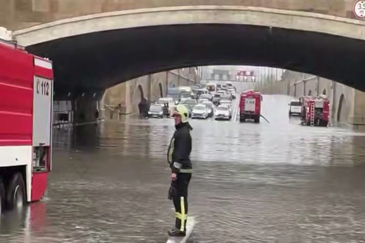 FHN: Bağırov körpüsündə suyun çəkilməsi fasiləsiz davam etdirilir - VİDEO 1 fg