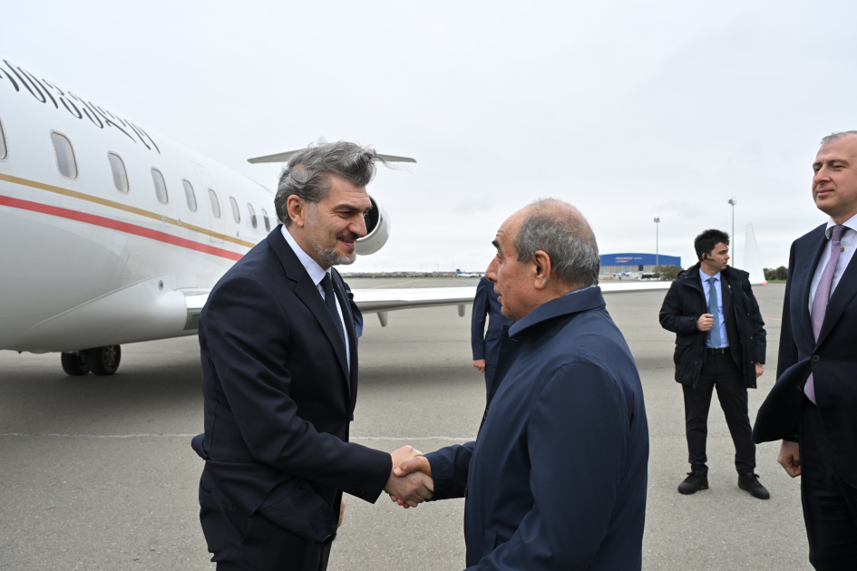 Mixeil Kavelaşvili Azərbaycana gəldi - FOTO 2 k 2