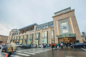 "28 Mall"a giriş bərpa edildi - Yenilənib 24 28 Mall