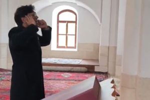 Pakistanlı jurnalist Ağdam Cümə məscidində azan verdi - VİDEO