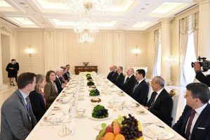 Almaniya prezidentinin şərəfinə rəsmi nahar verildi