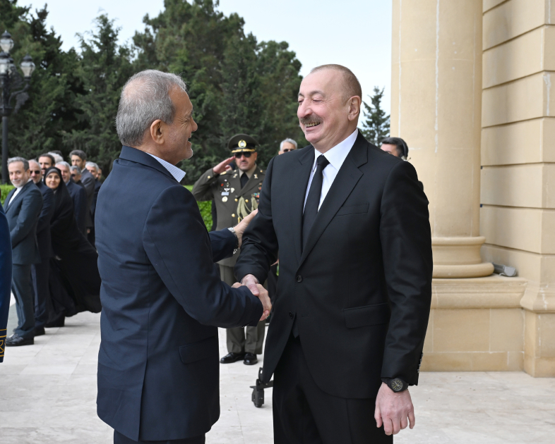 Pezeşkiandan İlham Əliyevlə bağlı diqqətçəkən sözlər