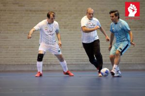 Pezeşkian futbol oynadı - VİDEO