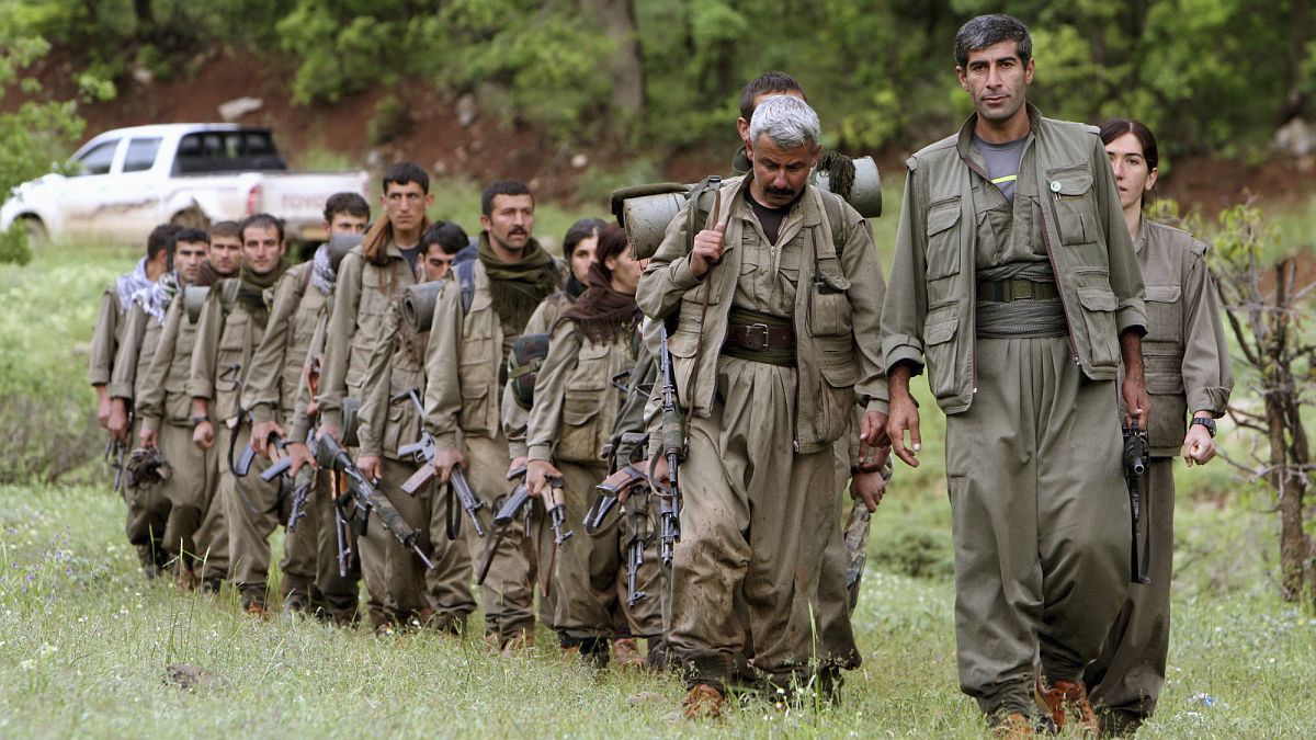Dünyanın iki böyük silahlı qruplaşması tərksilah edilir - Detallar 1 pkk
