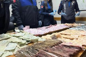 Bu, Türkiyədə 3 dilənçinin birgünlük qazancıdır